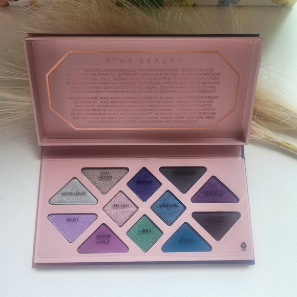 ĀTHR BEAUTY Moonlight Crystal Palette - Picture 5 of 12